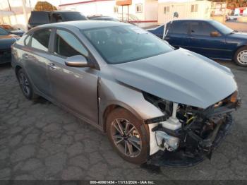  Salvage Kia Forte