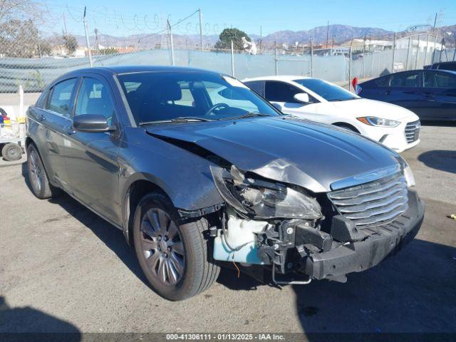  Salvage Chrysler 200