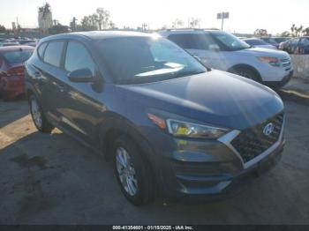  Salvage Hyundai TUCSON