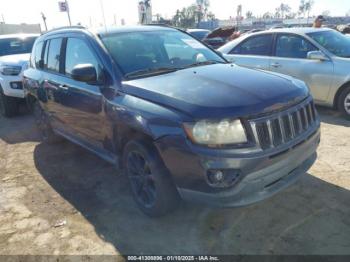  Salvage Jeep Compass