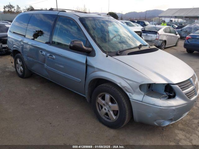  Salvage Dodge Grand Caravan