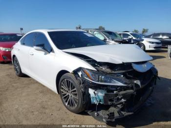  Salvage Lexus Es