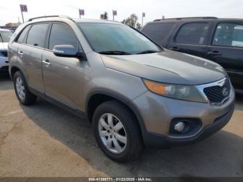  Salvage Kia Sorento