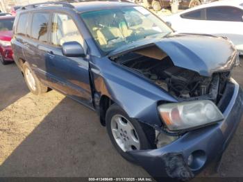  Salvage Toyota Highlander