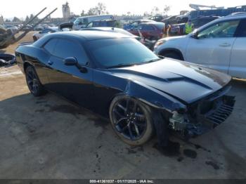  Salvage Dodge Challenger