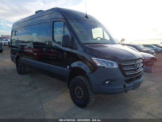  Salvage Mercedes-Benz Sprinter 2500