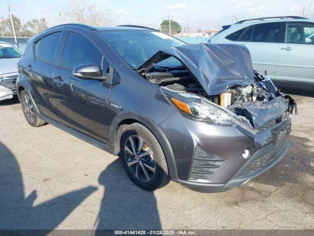  Salvage Toyota Prius c