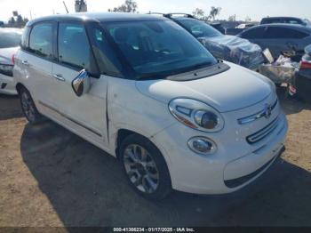  Salvage FIAT 500L