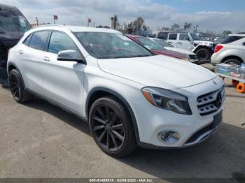  Salvage Mercedes-Benz GLA