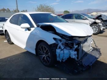  Salvage Toyota Camry