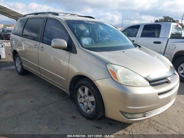  Salvage Toyota Sienna