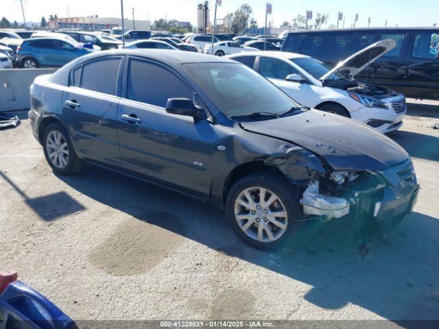  Salvage Mazda Mazda3