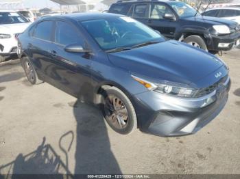  Salvage Kia Forte