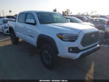  Salvage Toyota Tacoma