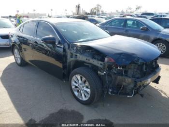  Salvage Lexus Es