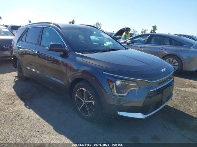  Salvage Kia Niro