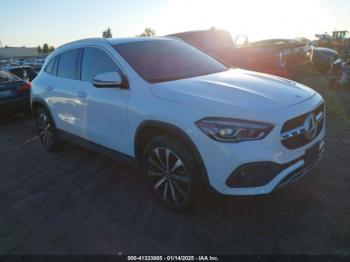  Salvage Mercedes-Benz GLA