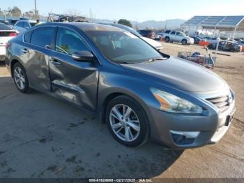  Salvage Nissan Altima