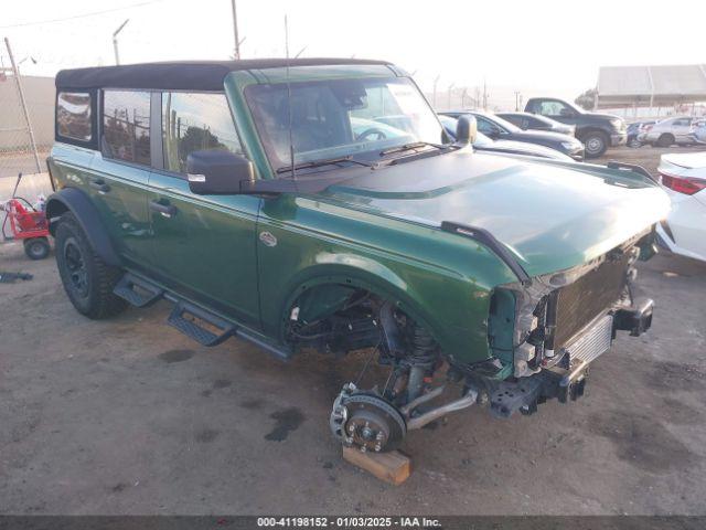  Salvage Ford Bronco