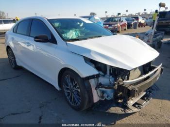  Salvage Kia Forte