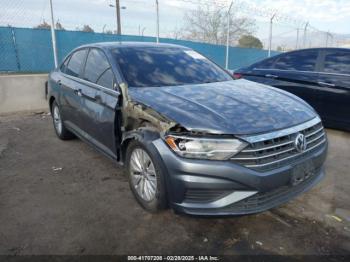  Salvage Volkswagen Jetta