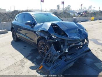  Salvage Porsche Macan