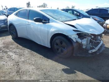  Salvage Toyota Prius