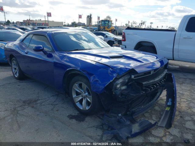  Salvage Dodge Challenger