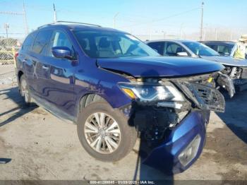  Salvage Nissan Pathfinder