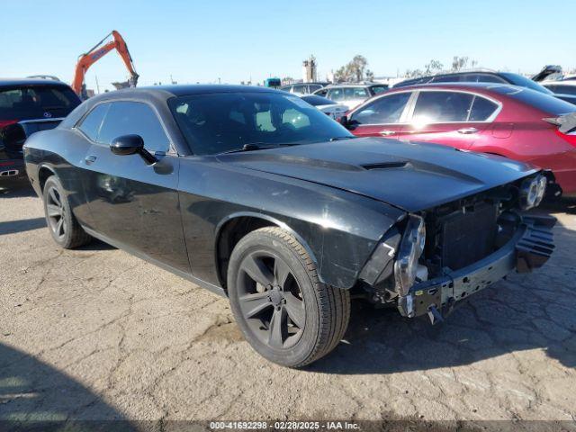  Salvage Dodge Challenger