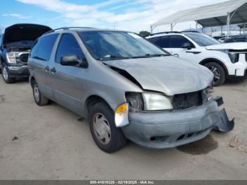  Salvage Toyota Sienna