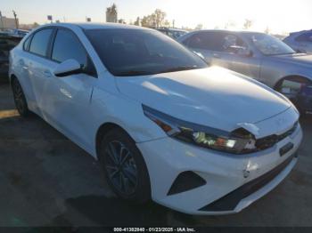  Salvage Kia Forte