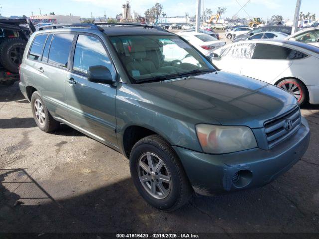  Salvage Toyota Highlander