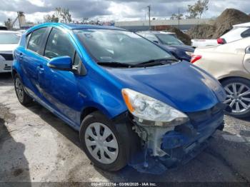  Salvage Toyota Prius c