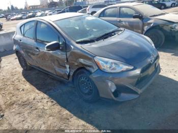  Salvage Toyota Prius c