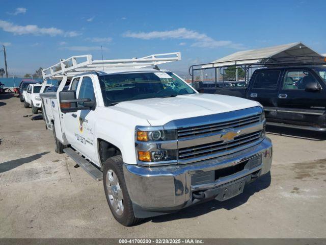  Salvage Chevrolet Silverado 2500