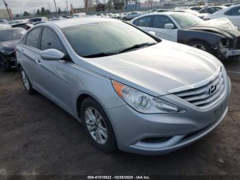  Salvage Hyundai SONATA