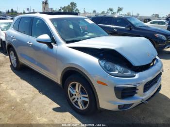  Salvage Porsche Cayenne