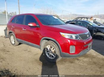  Salvage Kia Sorento