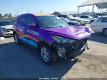  Salvage Hyundai TUCSON