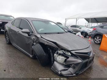  Salvage Toyota Camry