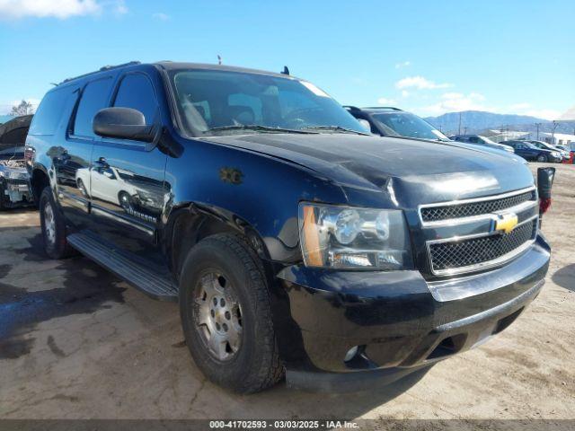  Salvage Chevrolet Suburban 1500