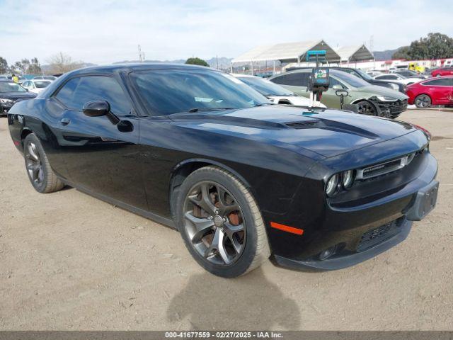  Salvage Dodge Challenger