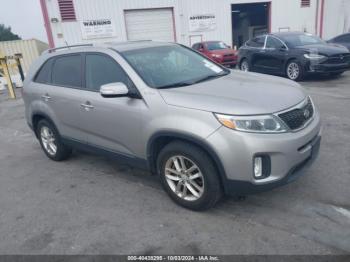  Salvage Kia Sorento