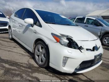  Salvage Toyota Prius