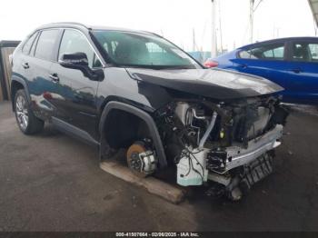  Salvage Toyota RAV4