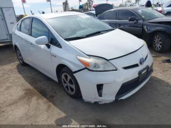  Salvage Toyota Prius