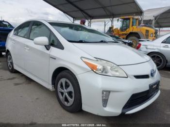  Salvage Toyota Prius