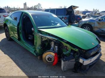  Salvage Porsche Panamera