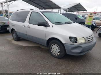  Salvage Toyota Sienna